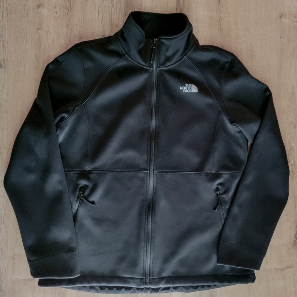 The North Face Women's Softshell Jacket - Size L